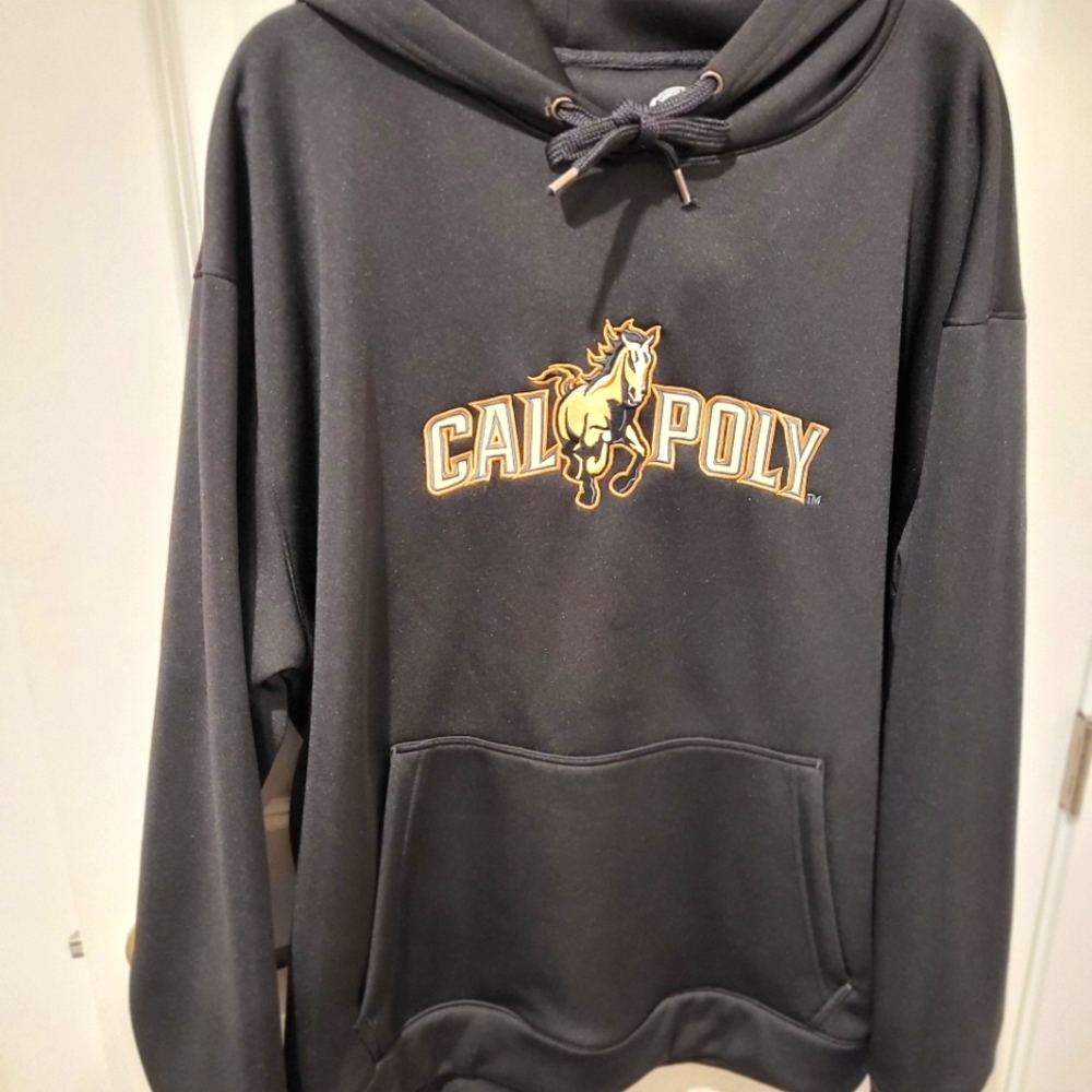 Man's  sweatshirt